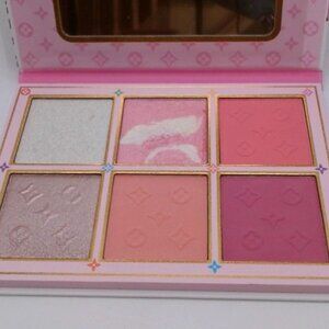 Grabella - Maquillja, 6 Color Eyeshadow Palette, BRAND NEW IN BOX